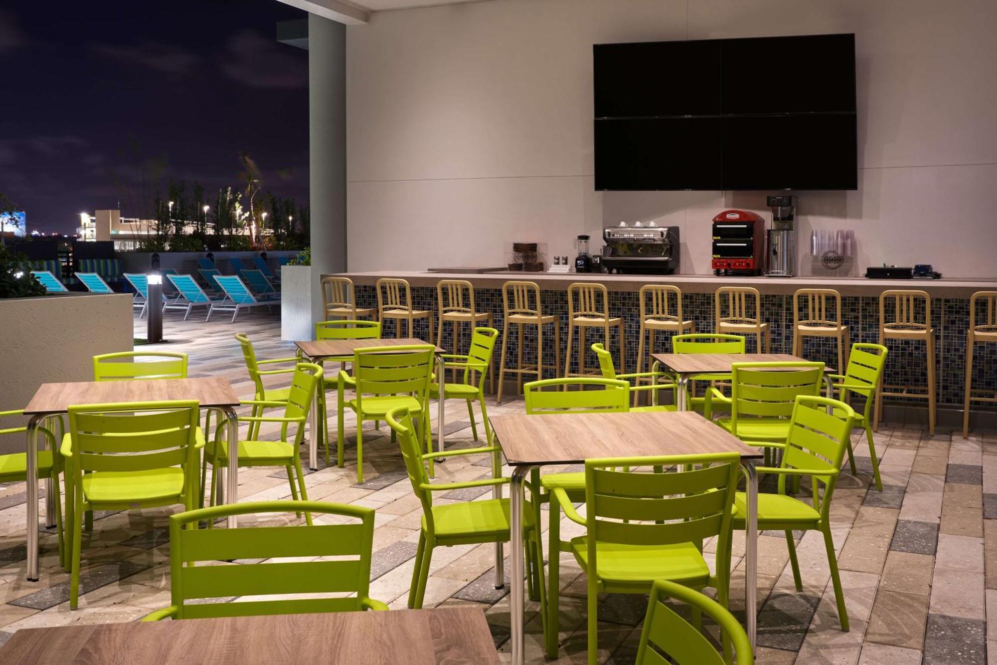 Tru By Hilton Fort Lauderdale Downtown-Flagler Village エクステリア 写真